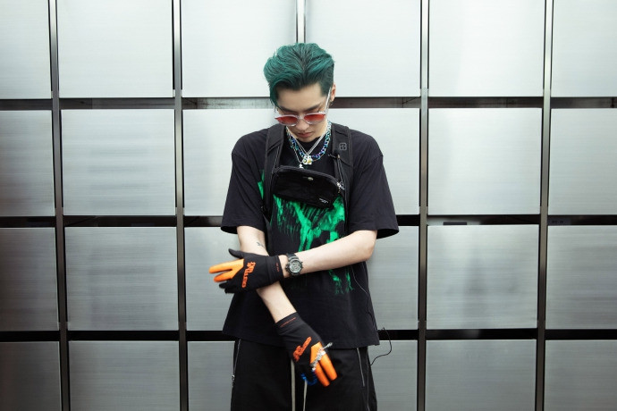 Ngô Diệc Phàm 'buông thả bản thân' ngay sau khi kết thúc việc ghi hình 'Thanh trâm hành' Ảnh 10