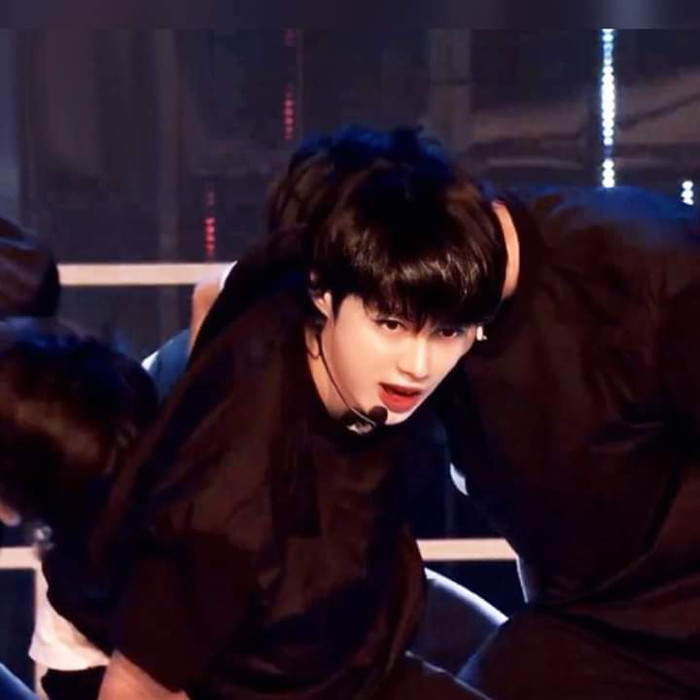 Hưng Bin - thực tập sinh Việt Nam trong 'I-LAND': Điển trai, tốt bụng và tài năng khiến dân mạng ngợi khen Ảnh 13