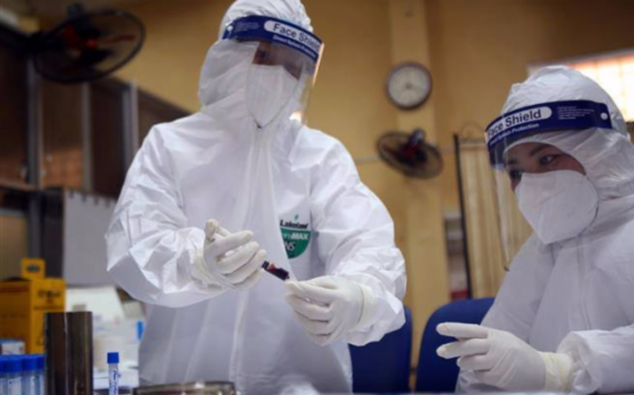 Việt Nam ghi nhận ca nhiễm COVID-19 thứ 412: Nữ chuyên gia giáo dục cùng 3 công dân từ Nga về nước Ảnh 2