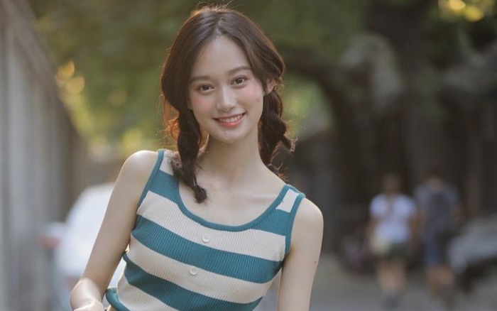 Nữ sinh khiến MXH bùng nổ vì liên tiếp đỗ thủ khoa nhiều trường nổi tiếng, nhan sắc còn đáng kinh ngạc hơn Ảnh 2