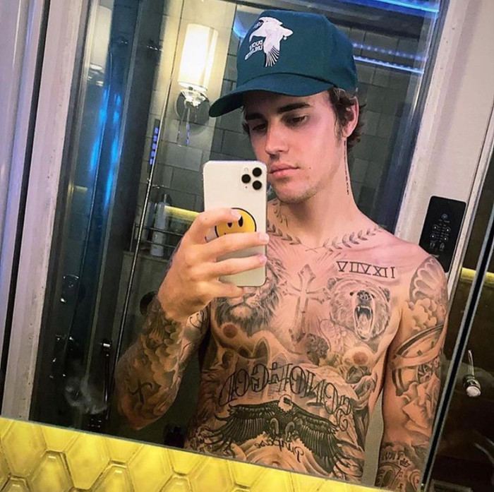 Justin Bieber khoe làn da căng bóng, khỏe mạnh nhờ được Hailey điều trị mụn trong thời gian cách ly Ảnh 5