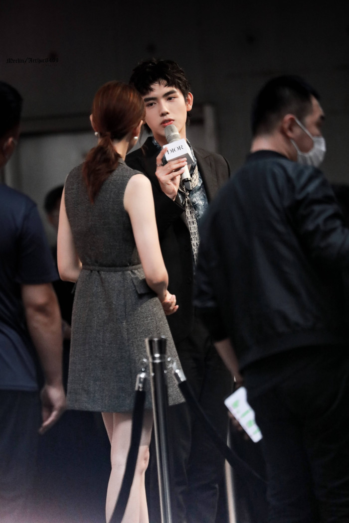 Đêm hội Dior 2020: Vương Tuấn Khải tựa hoàng tử, Triệu Lệ Dĩnh - Angela Baby đẹp áp đảo Ngô Cẩn Ngôn Ảnh 17