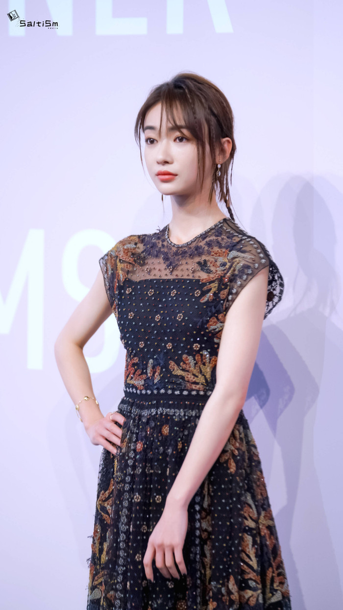 Đêm hội Dior 2020: Vương Tuấn Khải tựa hoàng tử, Triệu Lệ Dĩnh - Angela Baby đẹp áp đảo Ngô Cẩn Ngôn Ảnh 71