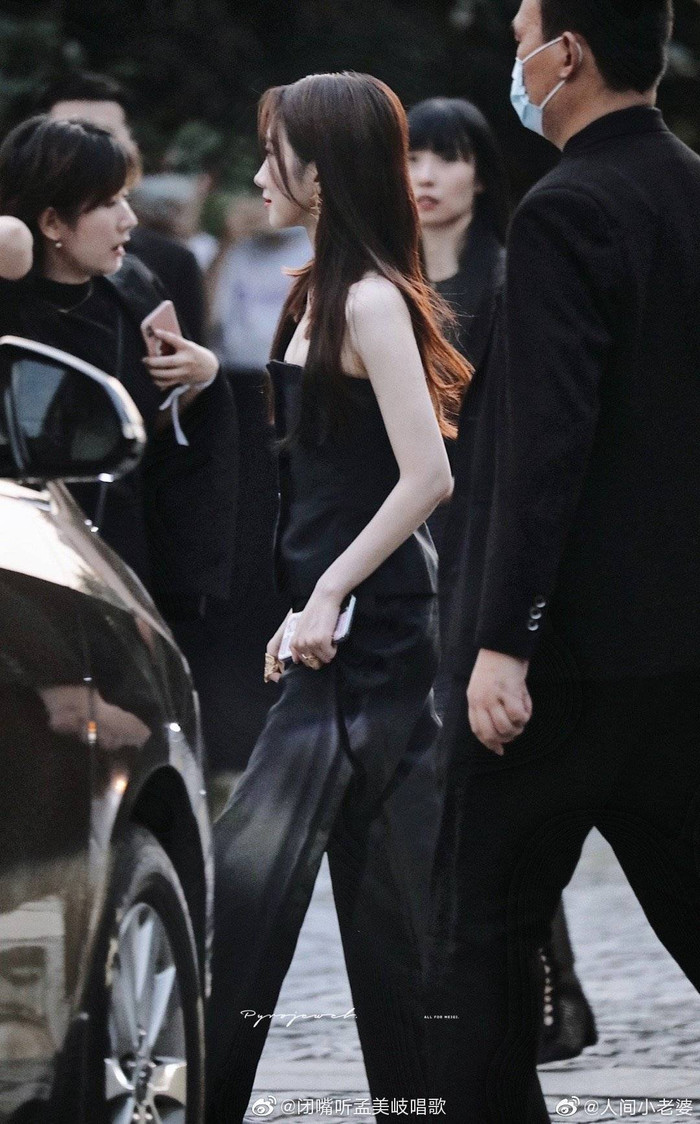 Đêm hội Dior 2020: Vương Tuấn Khải tựa hoàng tử, Triệu Lệ Dĩnh - Angela Baby đẹp áp đảo Ngô Cẩn Ngôn Ảnh 113