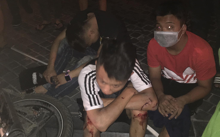 Nghi vấn đoàn đua xe tông vào tài xế Be Bike, khách ngồi sau bị hất xuống đường tử vong thương tâm, 5 người bị thương Ảnh 2