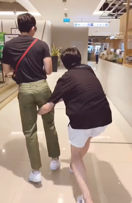 Quang Trung quyết tâm 'đu bám' Jun Phạm