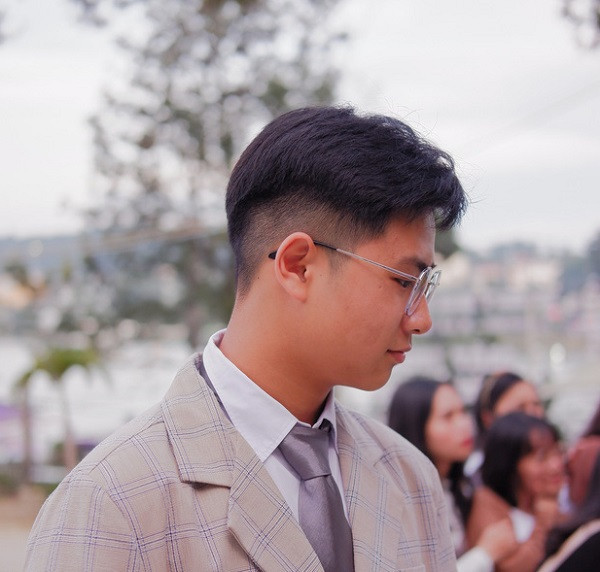 Hotboy 'chiếm sóng' Đường lên đỉnh Olympia: Chẳng những đẹp trai còn sở hữu kha khá các danh hiệu nổi bật Ảnh 6