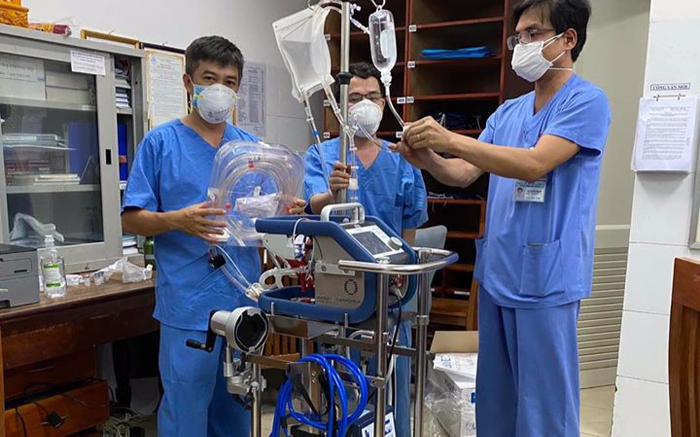 Bệnh nhân nhiễm COVID-19 ở Đà Nẵng suy hô hấp nặng, có diễn biến như nam phi công người Anh Ảnh 2