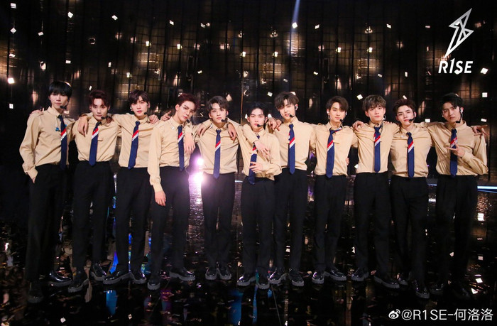 Ảnh tạp chí đầu tiên của các nhóm từ chương trình tuyển chọn: The9 hay Bonbon Girls 303 thu hút hơn? Ảnh 4