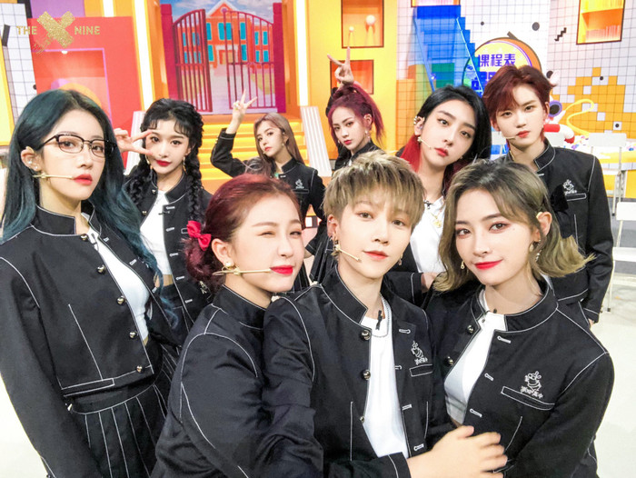 Ảnh tạp chí đầu tiên của các nhóm từ chương trình tuyển chọn: The9 hay Bonbon Girls 303 thu hút hơn? Ảnh 21