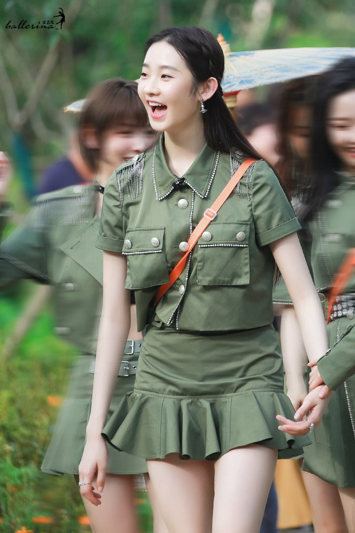 Trương Nghệ Phàm 'Bonbon Girls 303' đáng thương hay đáng trách qua video kiểm tra thể chất sau debut? Ảnh 8