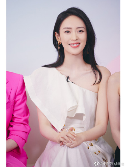 Giang Sơ Ảnh, Đồng Dao, Mao Hiểu Đồng cùng nhảy múa, cả ba khiến khán giả ngưỡng mộ chỉ vì điểm này Ảnh 6