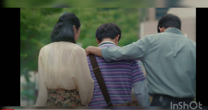 Điên thì có sao tập 12: Kim Soo Hyun sẽ phải rời đi, tình yêu của nhà văn Go lại sắp toang lần 2 Ảnh 5