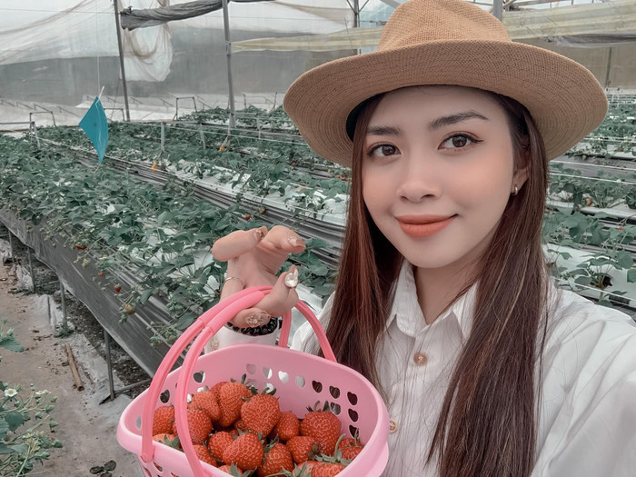 Nữ sinh 10X dự thi Hoa hậu Việt Nam 2020: Là du học sinh tại Trung Quốc, đam mê với các 'đấu trường nhan sắc' ngay từ bé Ảnh 11