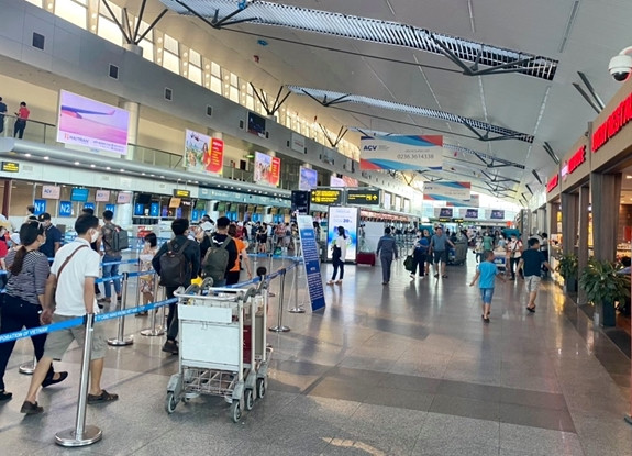 Kể từ chiều nay 26/7, Đà Nẵng sẽ triển khai biện pháp giãn cách xã hội nhằm khoanh vùng, dập dịch COVID-19. Ảnh minh họa