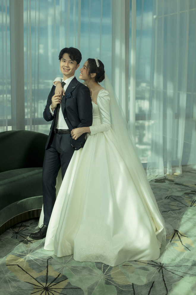 Clip: Thúy Vân 'quẩy' hết mình trong đám cưới cùng dàn người đẹp Miss Universe 2019 Ảnh 6