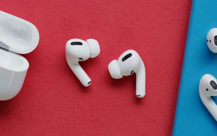 Đố bạn biết vì sao tai nghe iPhone luôn có những lỗ hổng kì quặc? Ảnh 2