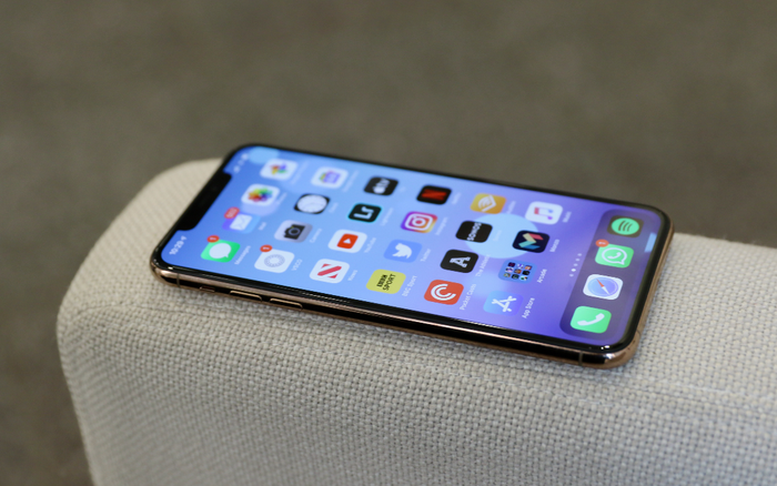 Vì sao Apple tình nguyện đưa những chiếc iPhone kém bảo mật cho hacker? Ảnh 2