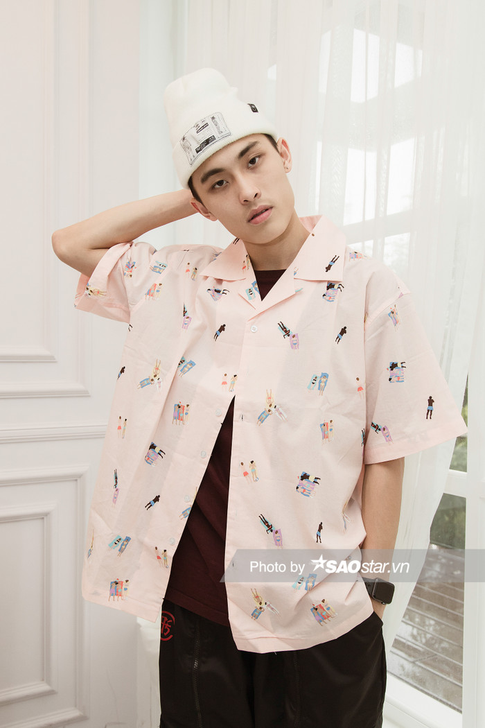 Decao khiến Wren Evans ấn tượng cực mạnh trong lần đầu gặp mặt: Một fashionista cởi trần mặc quần lửng Ảnh 16