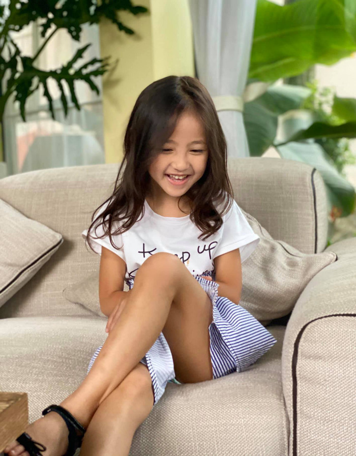 Con gái của Hà Kiều Anh đốn tim cộng đồng mạng với nhan sắc xinh đẹp của một hoa hậu tương lai Ảnh 9