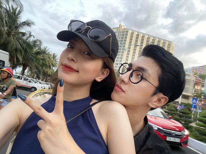 Á hậu Phương Nga cực tình tứ bên bạn trai Bình An.