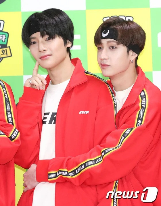 Mượn băng đô của Jisoo làm thắt lưng, Rosé (BLACKPINK) khoe eo con kiến Ảnh 10