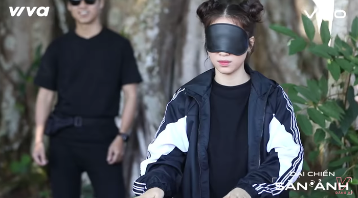 Đại chiến săn ảnh: 'Triệu tập' cả Jun Vũ và Jun Phạm, Hòa Minzy vẫn ngậm ngùi bị Võ Hoàng Yến vượt mặt Ảnh 7