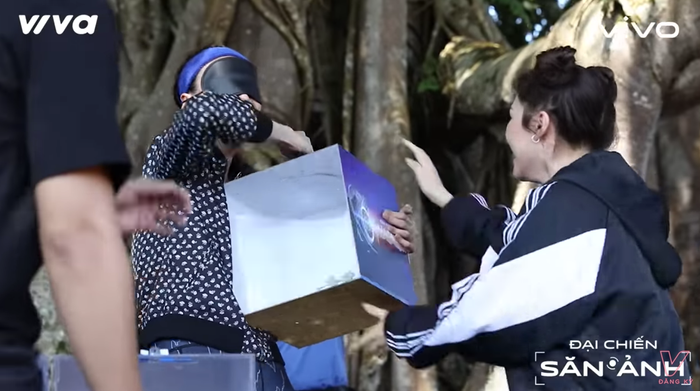 Đại chiến săn ảnh: 'Triệu tập' cả Jun Vũ và Jun Phạm, Hòa Minzy vẫn ngậm ngùi bị Võ Hoàng Yến vượt mặt Ảnh 16