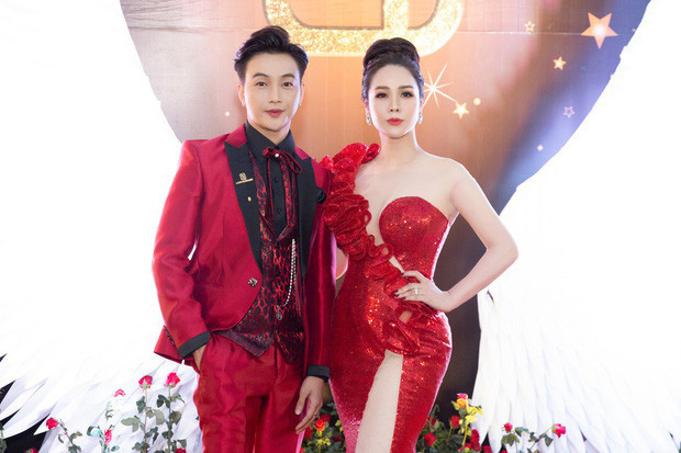 Cư dân mạng chưa khi nào lại hào hứng xem những màn song ca từ sân khấu tới đời thường của Nhật Kim Anh và TiTi đến thế! Ảnh 7