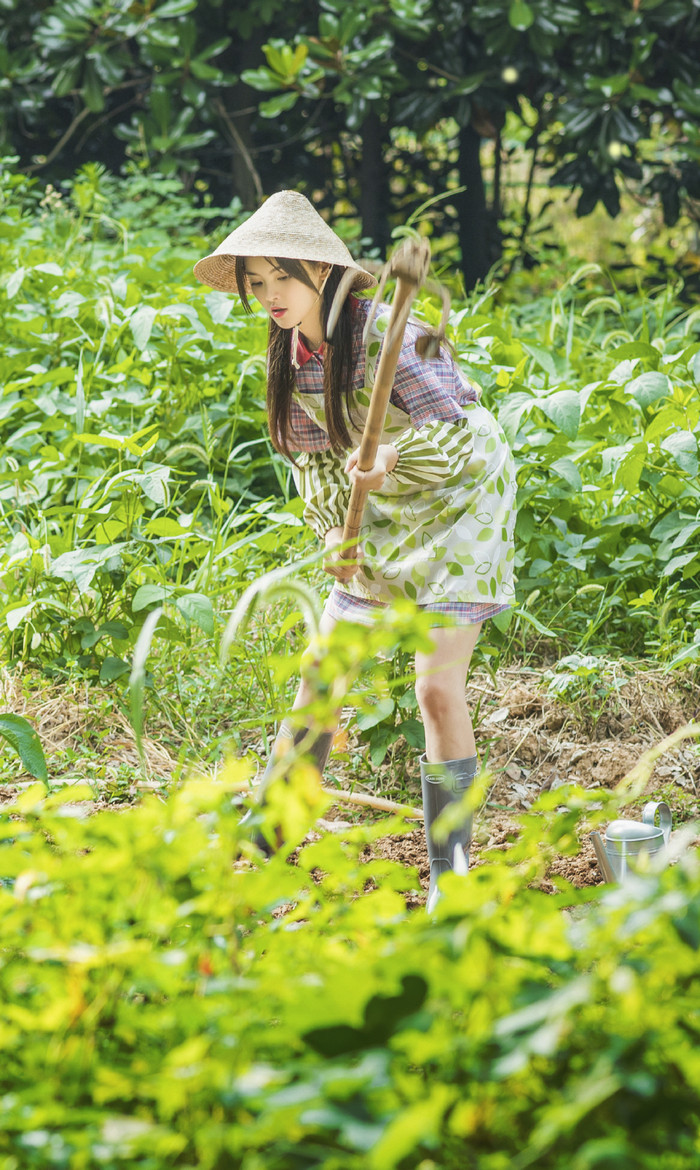 'Trọng hạ mãn thiên tâm' của Dương Siêu Việt dời ngày chiếu, để lại vị trí cho 'Lang điện hạ' của Tiêu Chiến? Ảnh 12