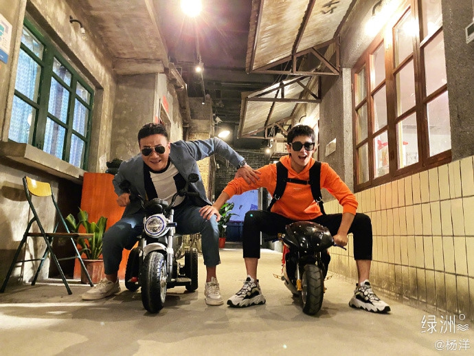 Dương Dương - Hồ Quân xin một vé về tuổi thơ, mở hội so tài 'tay đua nhí' Ảnh 6