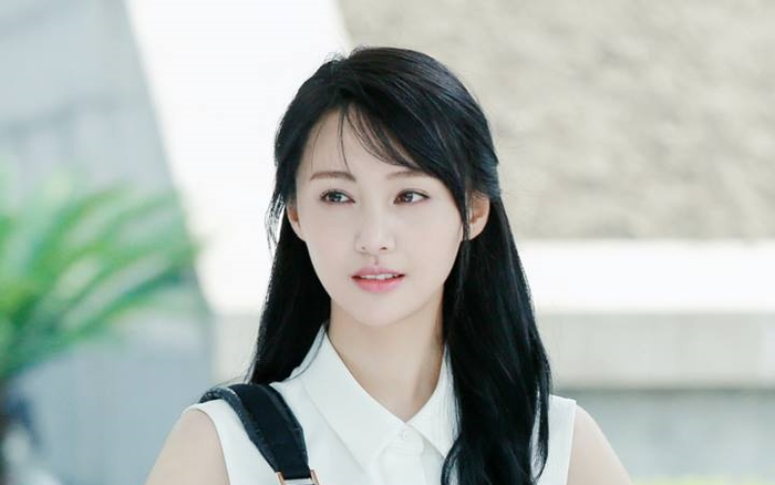 Bốn nữ diễn viên thích hợp phim vườn trường: Trịnh Sảng được mệnh danh 'Nữ thần thanh xuân' Ảnh 2