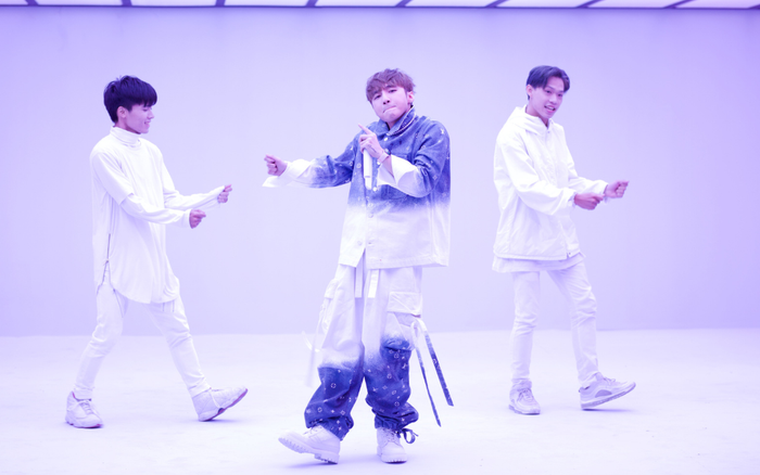 Màn trình diễn #CCYLD của Sơn Tùng M-TP chuyển về chiếu online: Nguy cơ lại khó hiểu giống live stage đầu tiên Ảnh 2