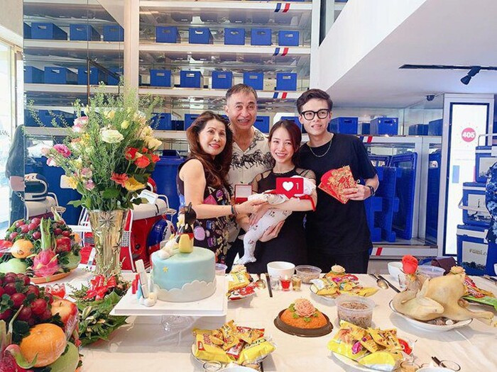 Ái nữ Minh Nhựa ngày càng nhuận sắc và sở hữu vóc dáng 'đáng nể', nhất quyết làm điều đặc biệt cho quý tử sau 3 tháng sinh con Ảnh 3