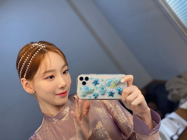 Dẫu đã bước sang tuổi 32, nhưng nữ idol vẫn khiến bao người phải ngưỡng mộ với nhan sắc xinh đẹp, trẻ trung.