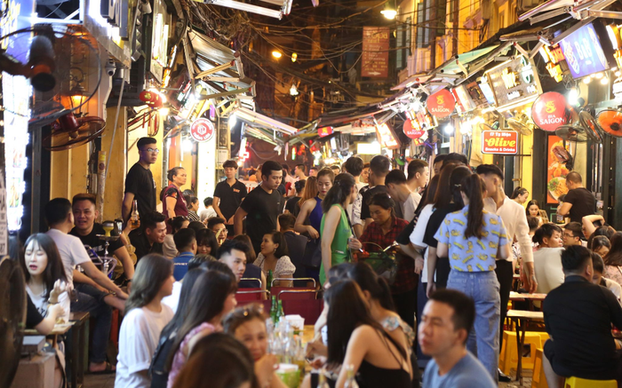 Sở Du lịch Hà Nội khuyến cáo không tập trung số lượng đông tại cùng một thời điểm phòng dịch COVID-19 Ảnh 2