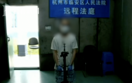 Để vợ ở bên mình đến hết đời, người đàn ông kéo vợ tới nghĩa trang rạch mặt Ảnh 2