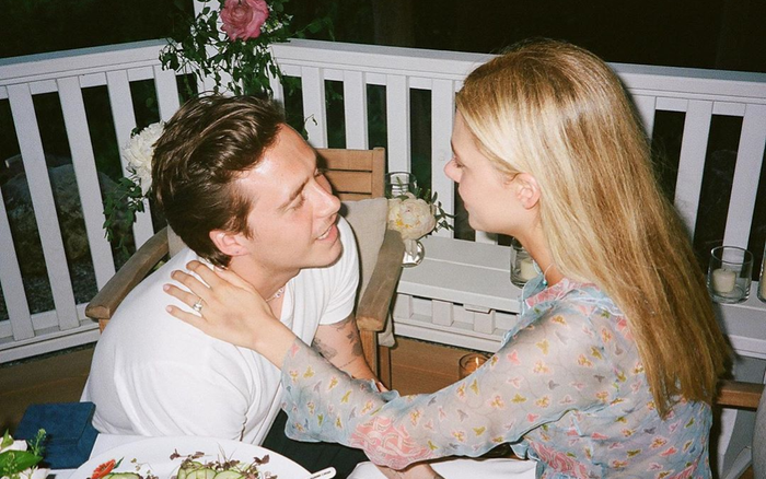 Cậu cả nhà Beckham công bố loạt ảnh đính hôn tình tứ với bạn gái hơn tuổi Nicola Peltz Ảnh 2