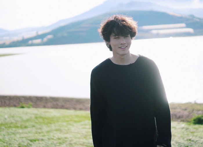 Nhưng lại có nụ cười tỏa nắng khiến phái nữ chết mê.