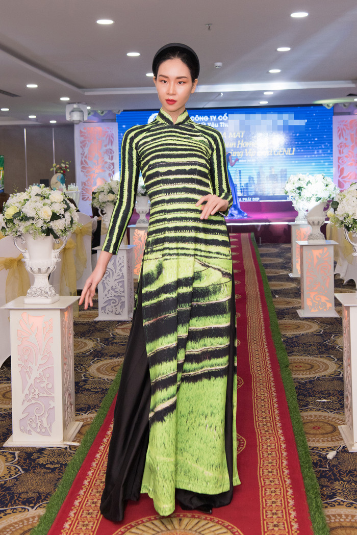 Đông Hạ đắt show sau khi thành danh tại Siêu mẫu Việt Nam 2018