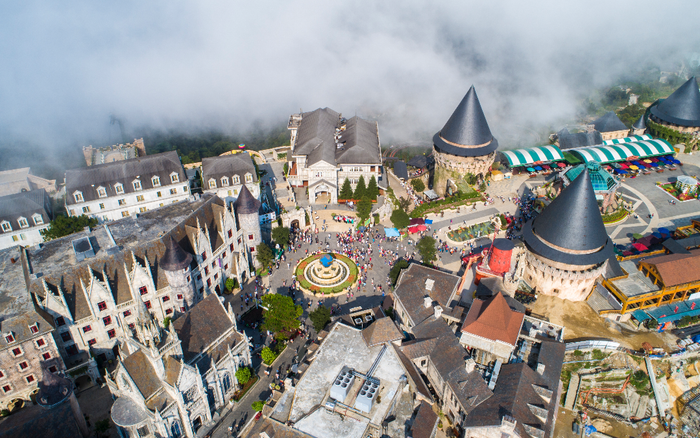 Bộ Y tế ra thông báo khẩn số 18: Những người có mặt tại 28 địa điểm này cần khai báo ngay cơ quan y tế Ảnh 2