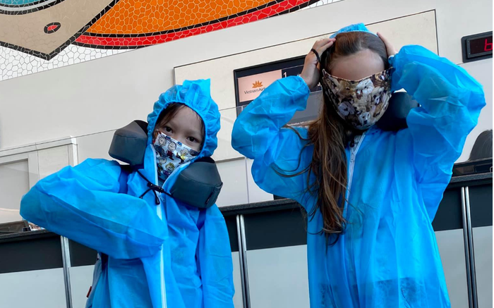 Sau nhiều tháng kẹt ở Mỹ do dịch Covid-19, Diva Hồng Nhung và hai con đã được về Việt Nam Ảnh 2