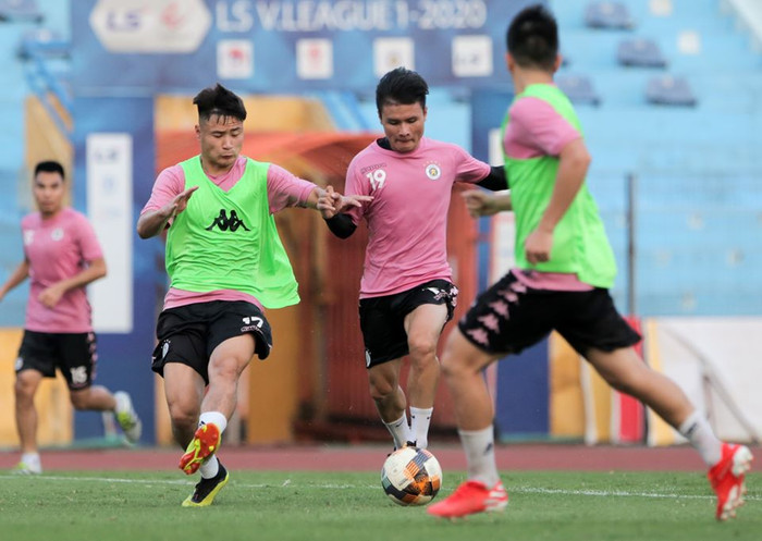Quang Hải và đồng đội Hà Nội FC sẽ đóng cửa tập kín chuẩn bị cho Cúp Quốc gia 2020.