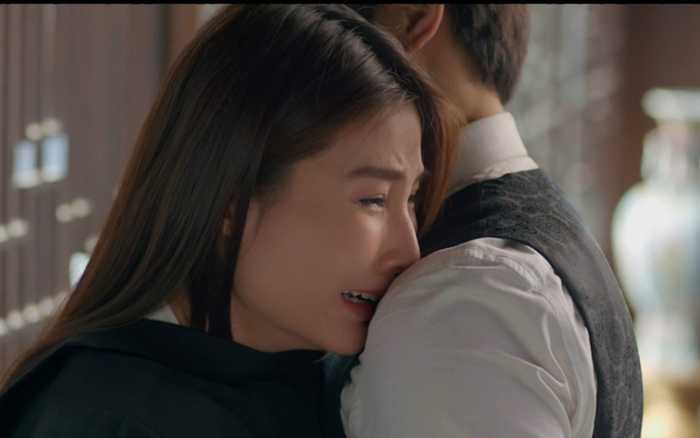 Tập 39 'Tình yêu và tham vọng': Linh bị cấp dưới gài bẫy được Minh tổng cứu kịp thời, Tuệ Lâm có vấn đề về tâm lý Ảnh 2