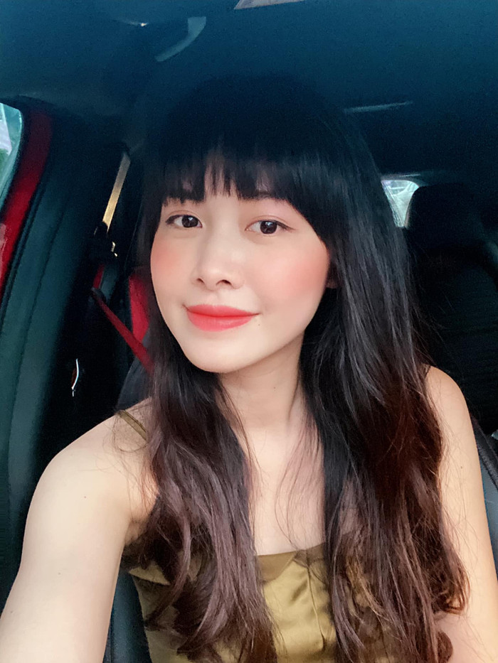 Bà xã Đăng Khôi 'hack tuổi' với mái tóc mới toanh