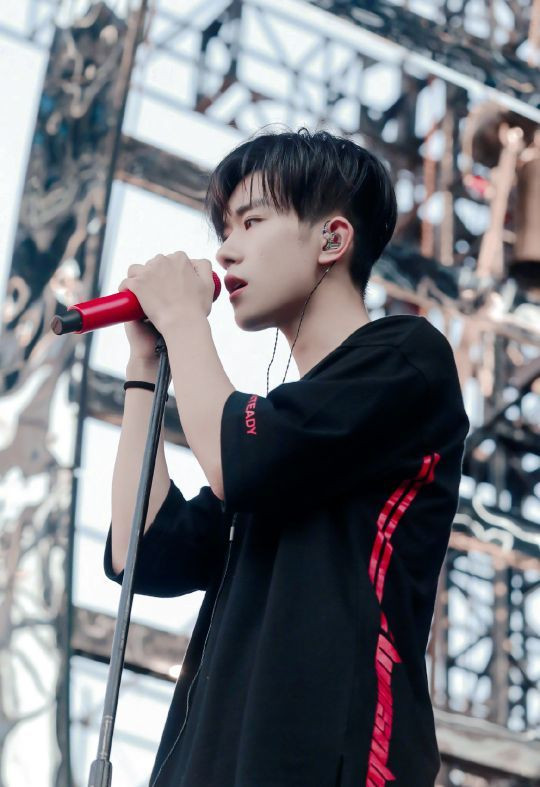 Concert 'Du hành ánh sáng' của TFBoys tung trailer, Cnet: 7 năm, cuối cùng đã đợi được rồi! Ảnh 11