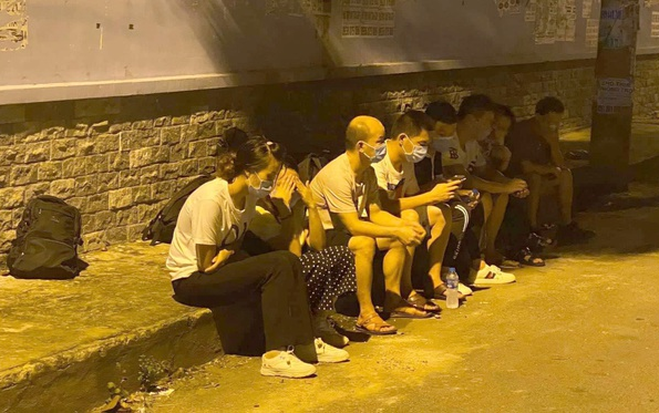 Phát hiện 11 người Trung Quốc tại TP.HCM nghi nhập cảnh trái phép Ảnh 2