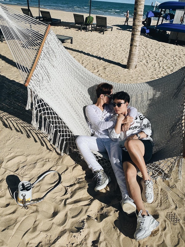 Khoảnh khắc đáng nhớ trong đêm nhạc của Ali Hoàng Dương: Trúc Nhân và khán giả tắm mưa cũng quyết không rời vị trí Ảnh 7