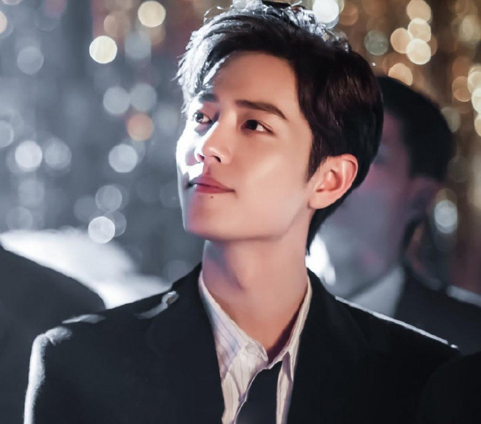 Uông Hải Lâm bất ngờ nâng tầm Tiêu Chiến: 'Anh ta không phải là người thường mà là một biểu tượng' Ảnh 6