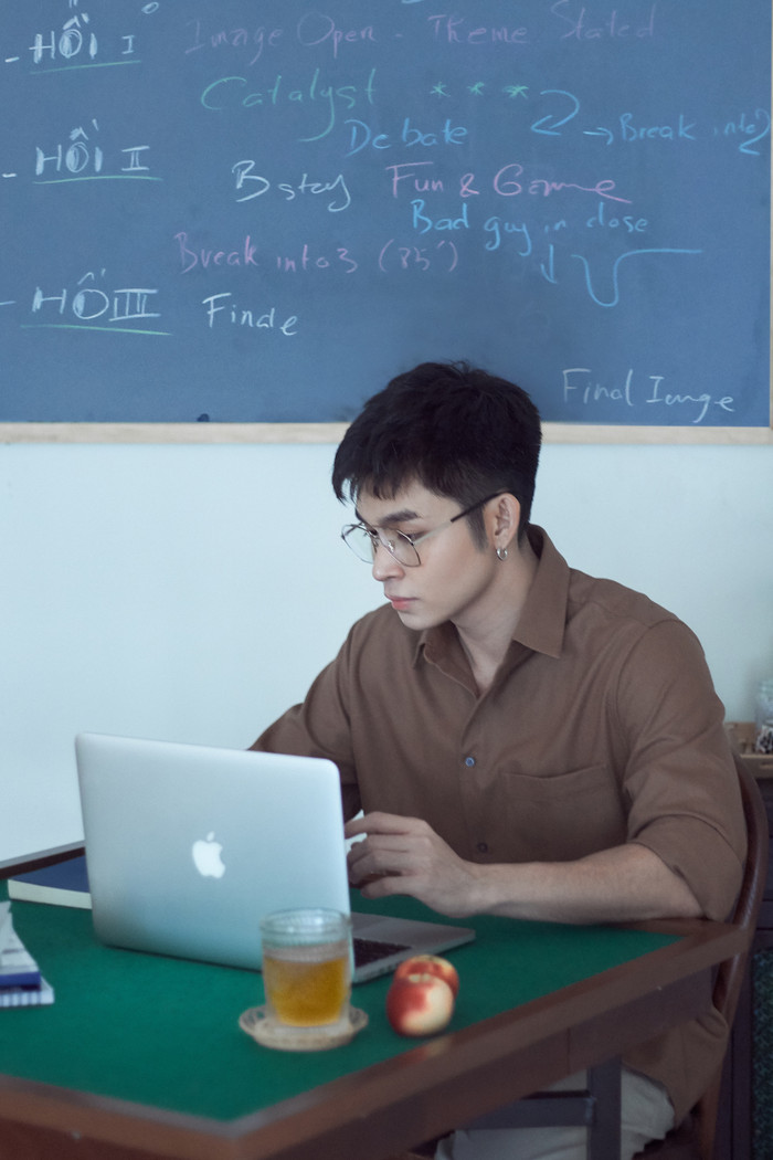 Jun Phạm chia sẻ bí quyết sống vui - khỏe- đẹp dù 'nhà có một người' khi dịch COVID - 19 trở lại Ảnh 7